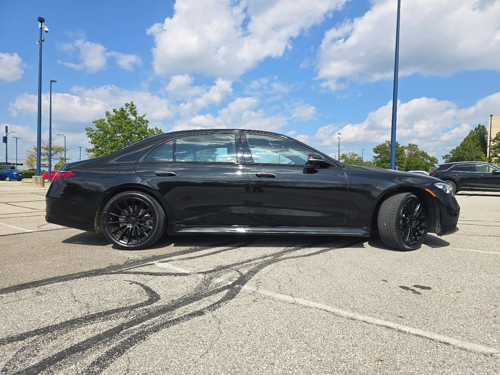Used 2024 Mercedes-Benz S 580 4MATIC Sedan w/ AMG Line image 17