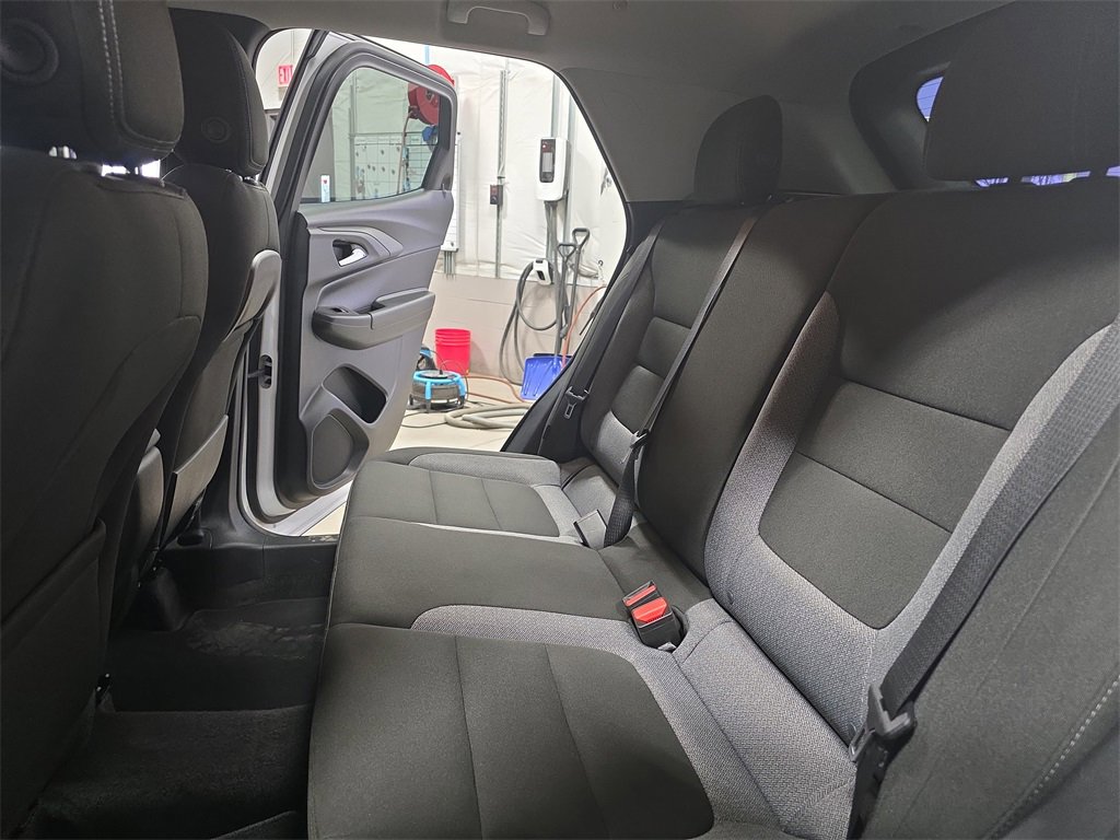Certified 2025 Chevrolet TrailBlazer LT w/ Driver Confidence Package image 13