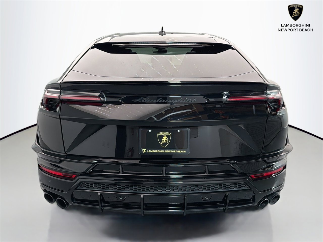 Used 2024 Lamborghini Urus S AWD/4WD image 6