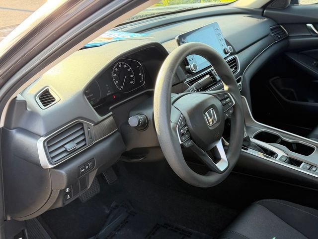Used 2018 Honda Accord EX image 13