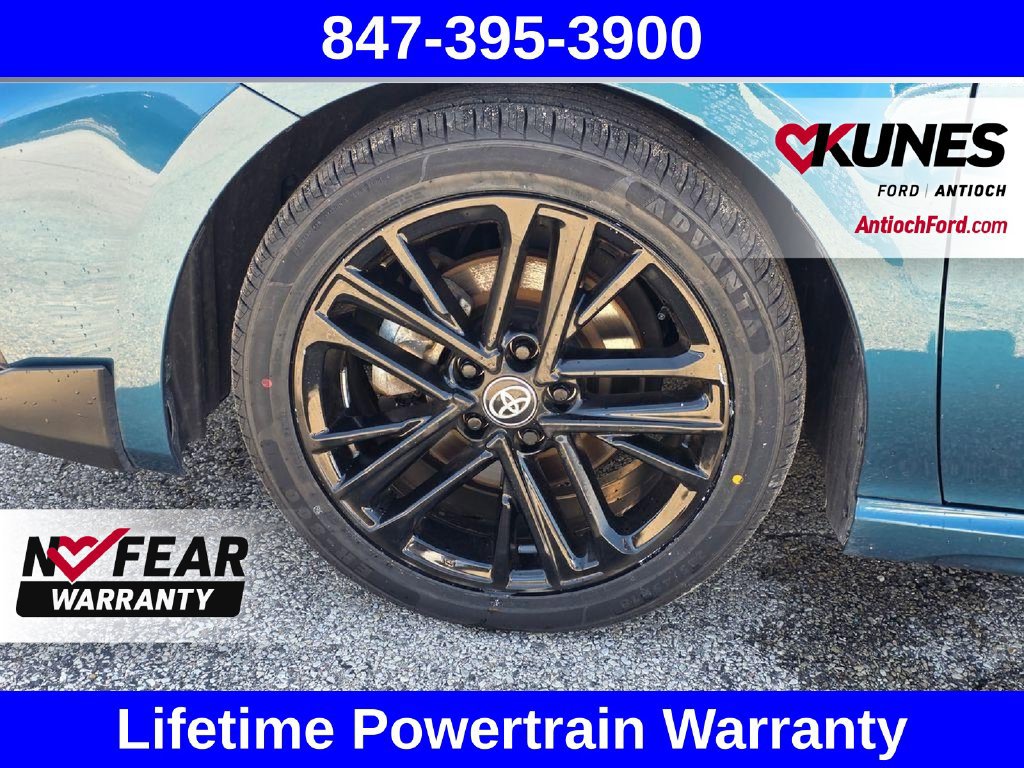 Used 2025 Toyota Camry SE FWD image 16