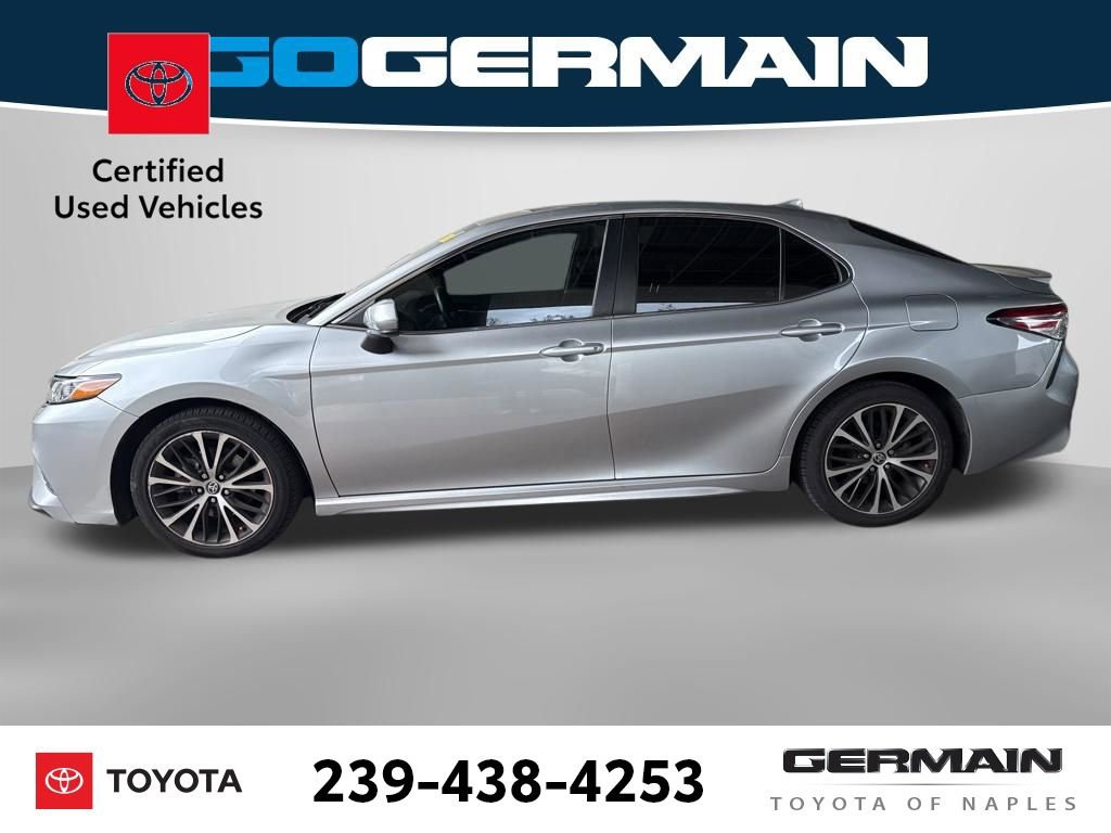 Used 2020 Toyota Camry SE image 3