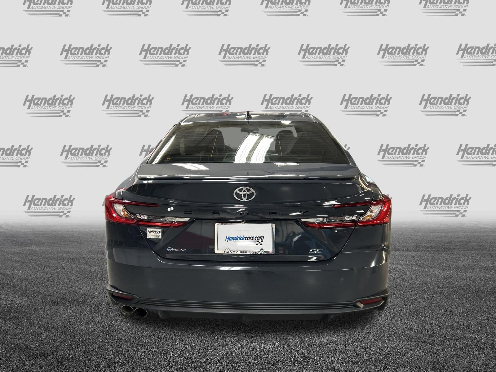 Used 2025 Toyota Camry SE w/ Convenience Package FWD image 9