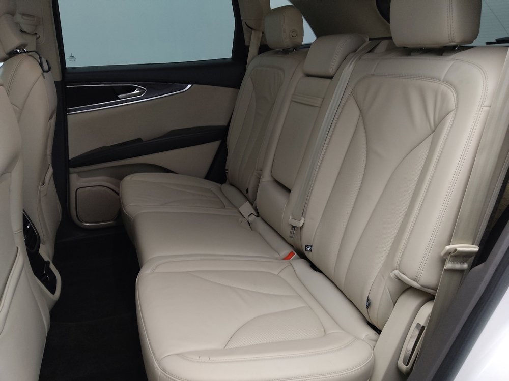 Used 2017 Lincoln MKX Select w/ Select Plus Package image 18