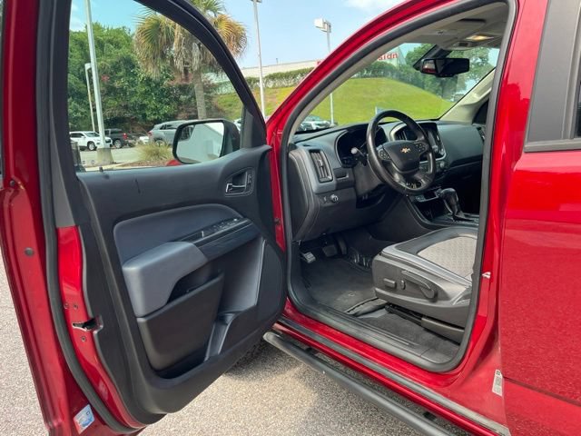 Used 2019 Chevrolet Colorado Z71 RWD image 4
