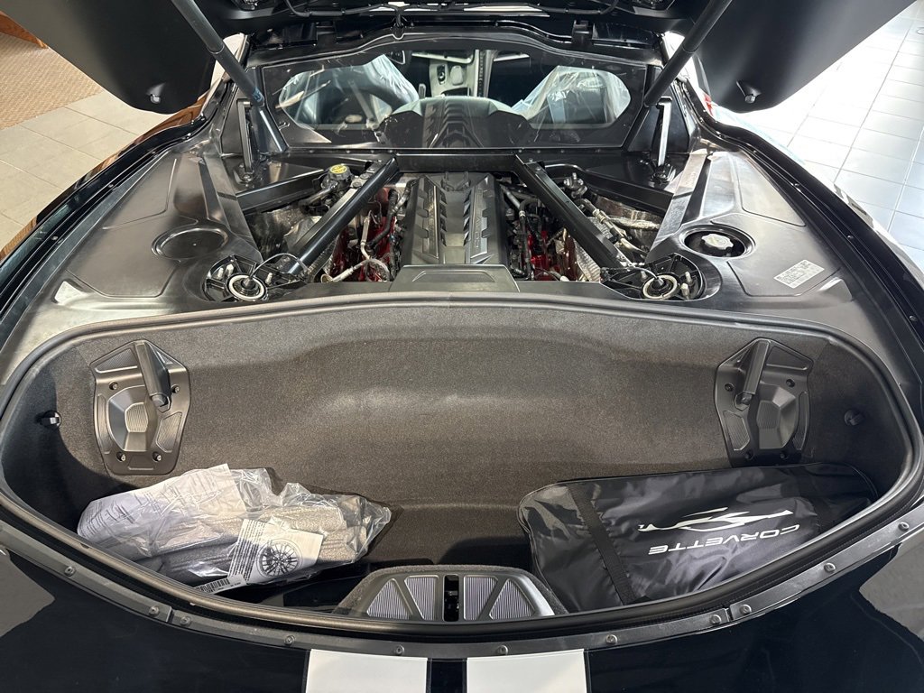 New 2025 Chevrolet Corvette E-Ray image 9