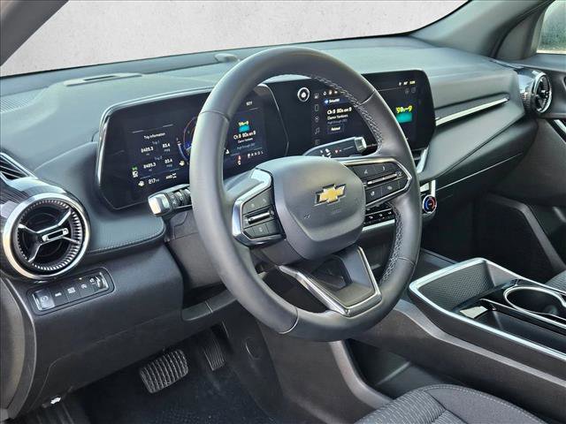 Used 2025 Chevrolet Equinox LT image 10