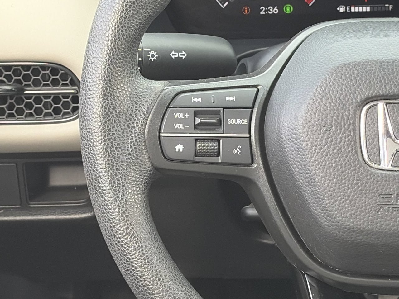 Used 2025 Honda HR-V LX image 22