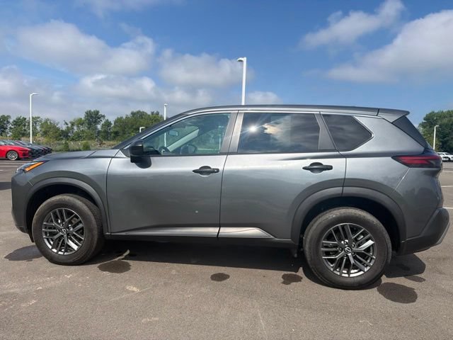 Used 2023 Nissan Rogue S FWD image 11