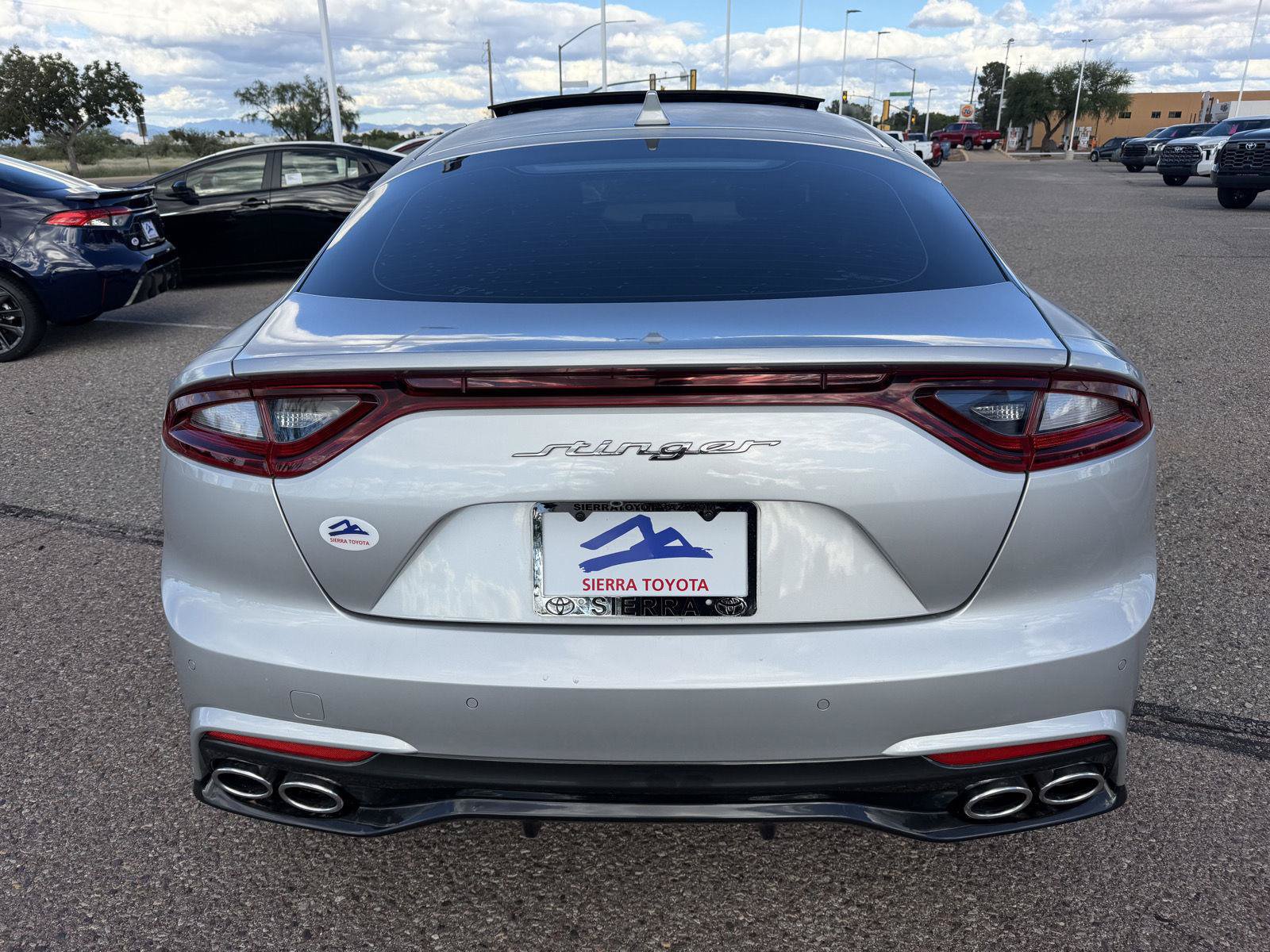 Used 2018 Kia Stinger Premium RWD image 5