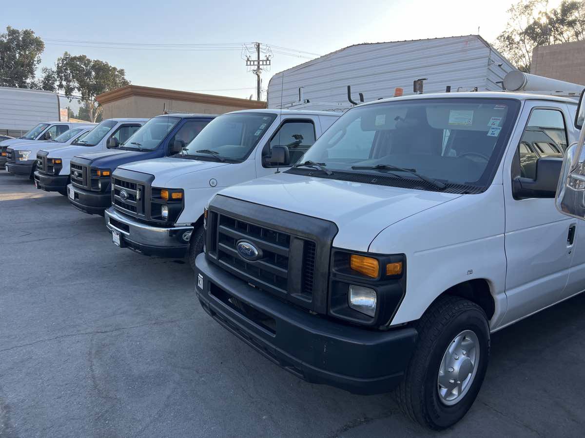 Used 2010 Ford E-250 and Econoline 250 image 5