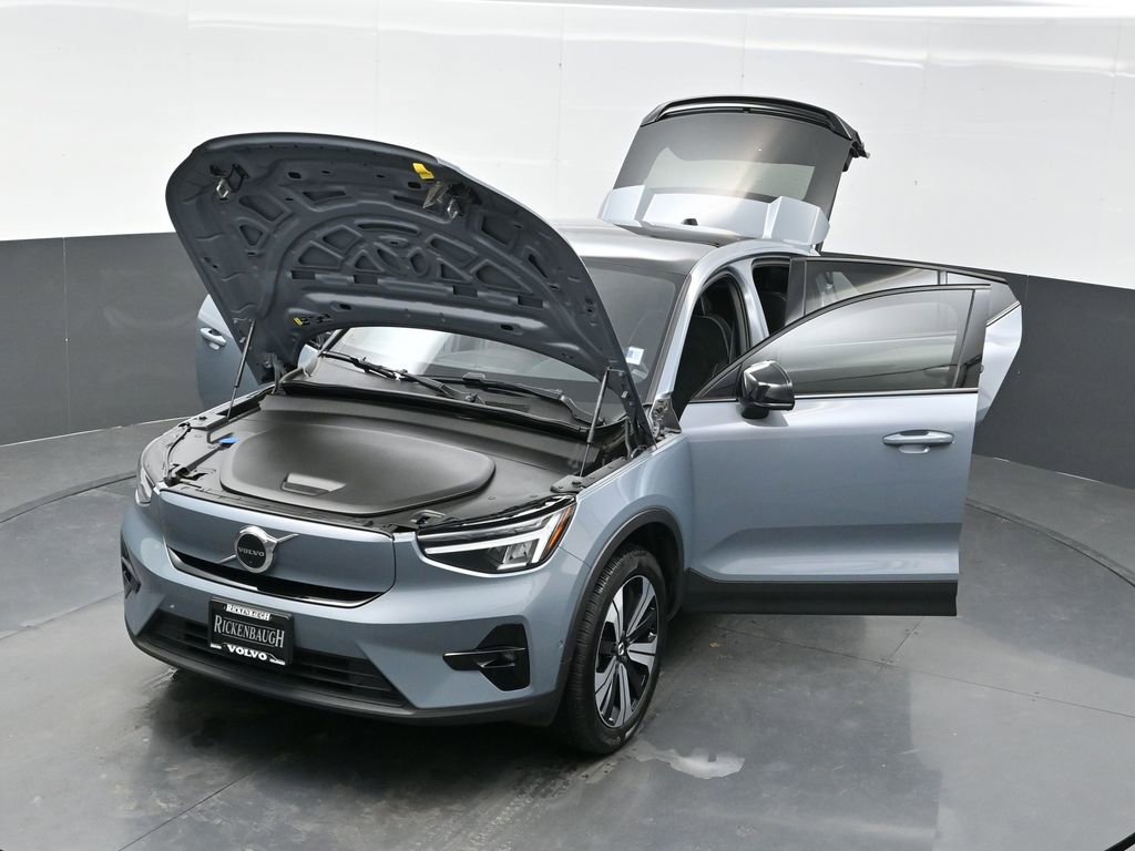Used 2023 Volvo C40 P8 Recharge Plus image 38