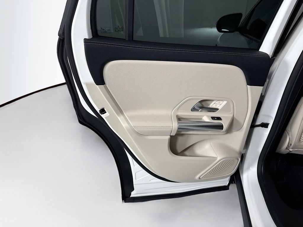 Certified 2023 Mercedes-Benz GLA 250 image 26