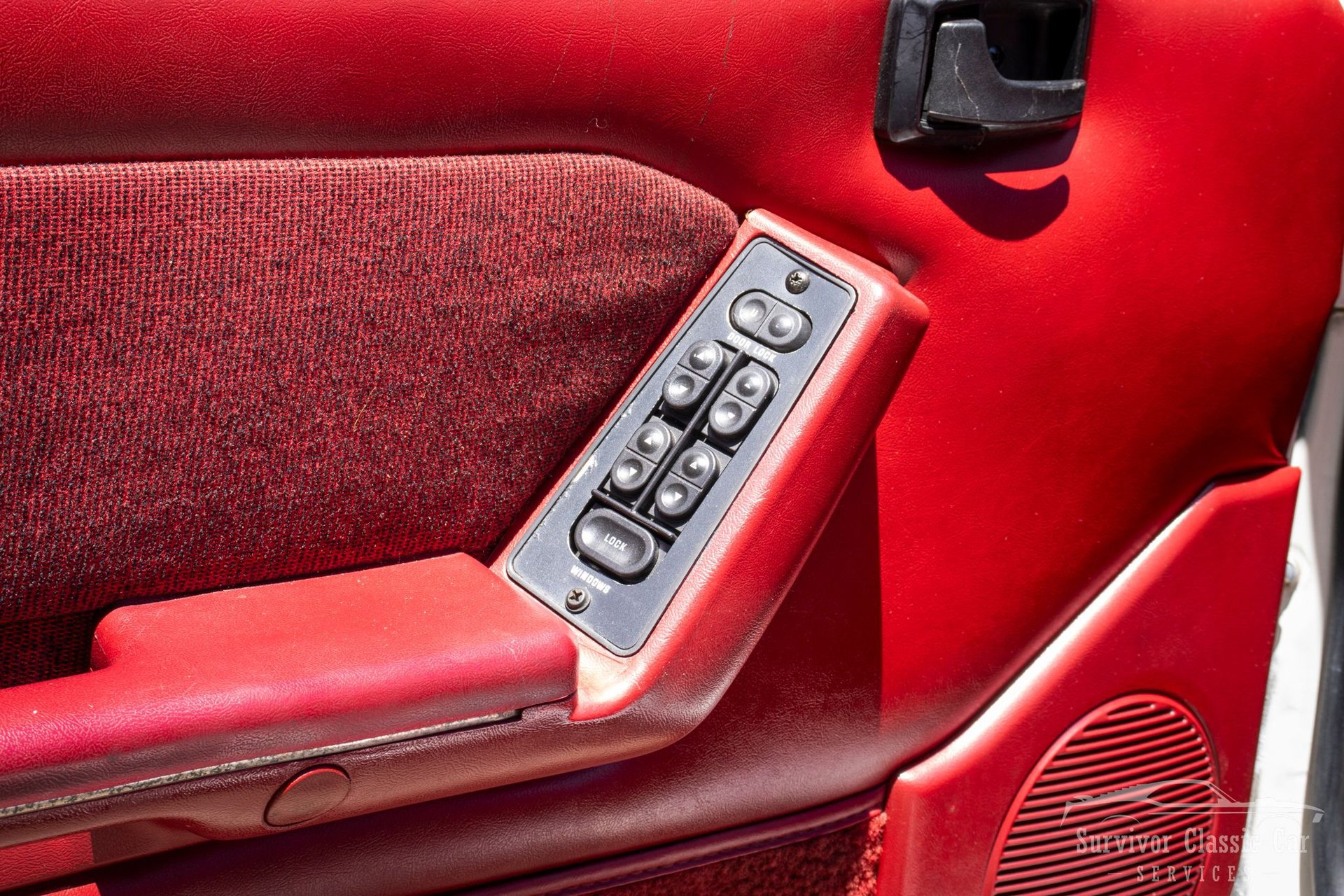 Used 1989 Ford Mustang LX RWD image 88