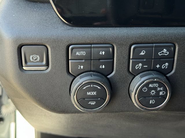 Used 2024 Chevrolet Silverado 1500 LTZ w/ LTZ Convenience Package II AWD/4WD image 23