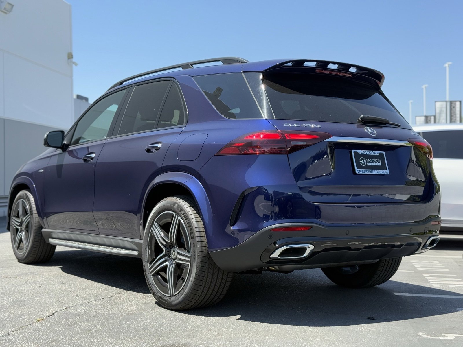 New 2025 Mercedes-Benz GLE 450e 4MATIC image 9