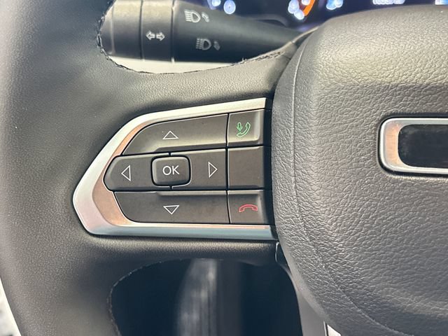 Used 2023 Jeep Compass Limited AWD/4WD image 31