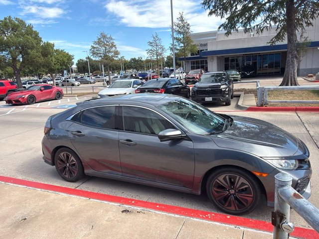 Used 2018 Honda Civic EX image 4