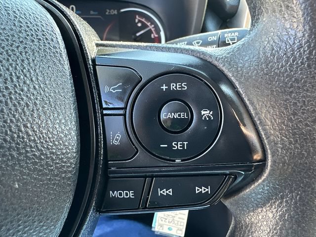 Used 2024 Toyota RAV4 LE AWD/4WD image 36
