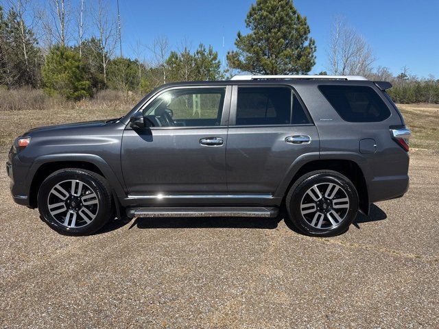 Used 2023 Toyota 4Runner Limited image 5