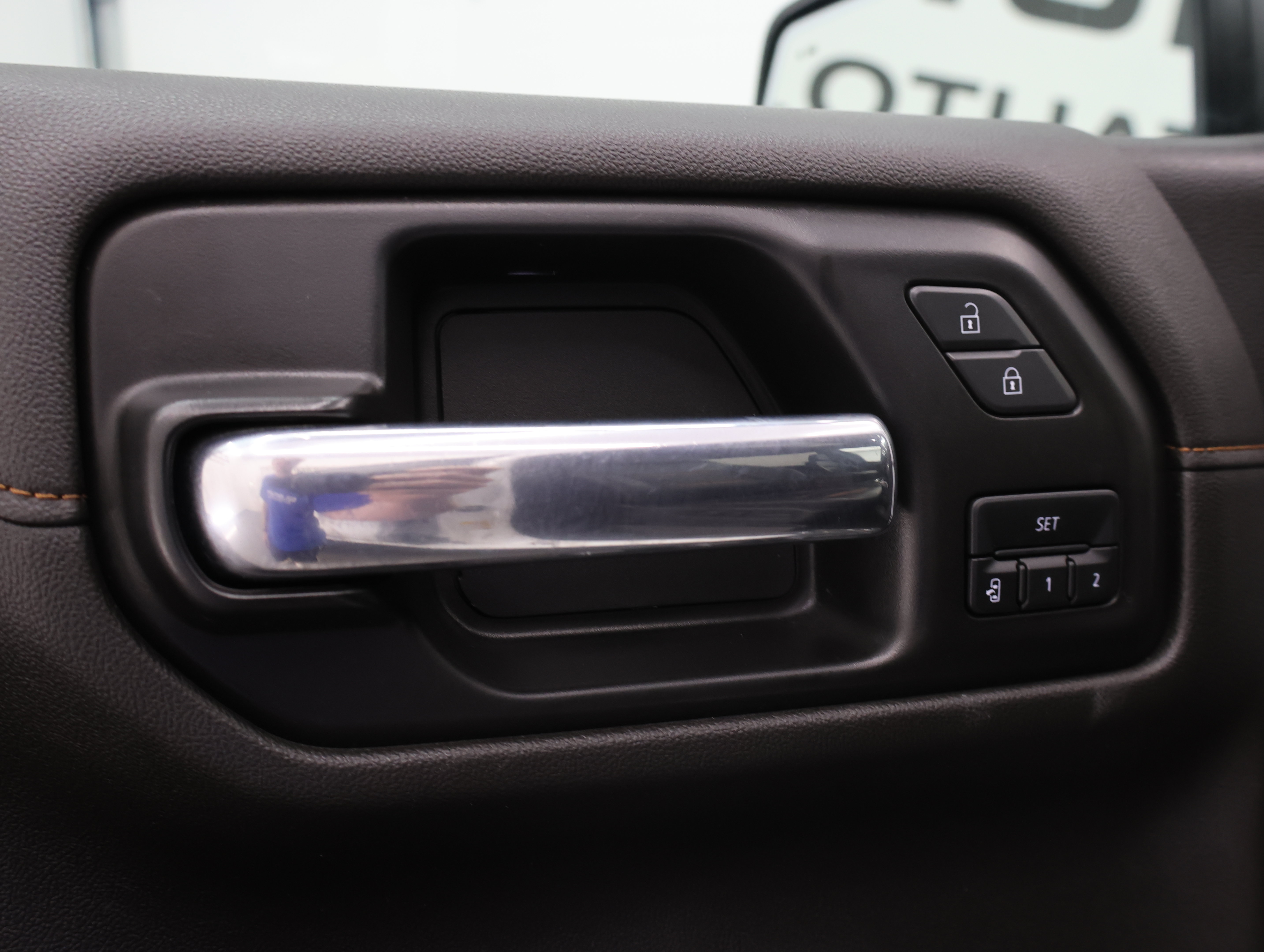 Used 2022 GMC Sierra 1500 AT4 w/ AT4 Premium Package AWD/4WD image 52