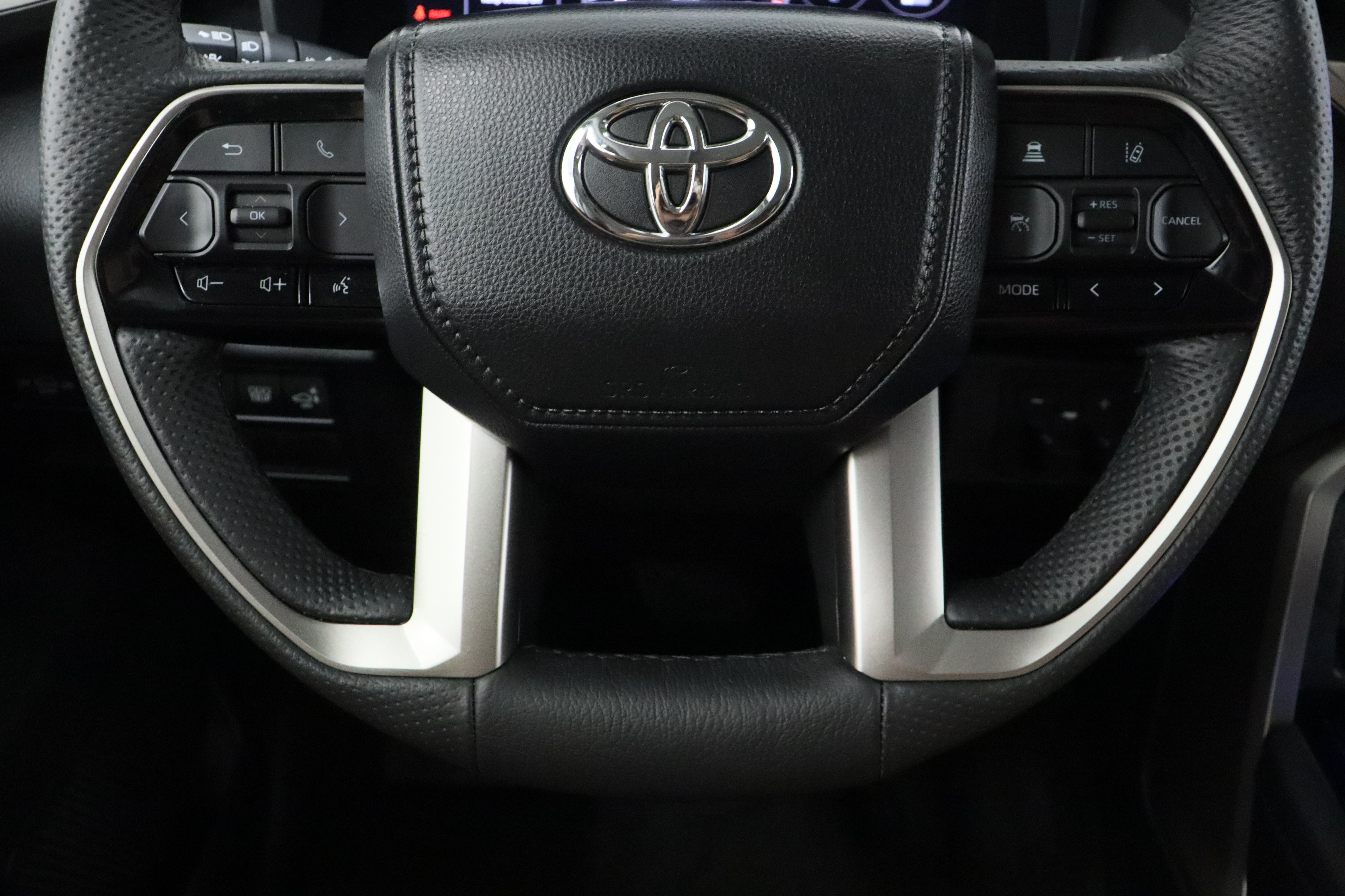 Certified 2024 Toyota Sequoia Limited AWD/4WD image 26