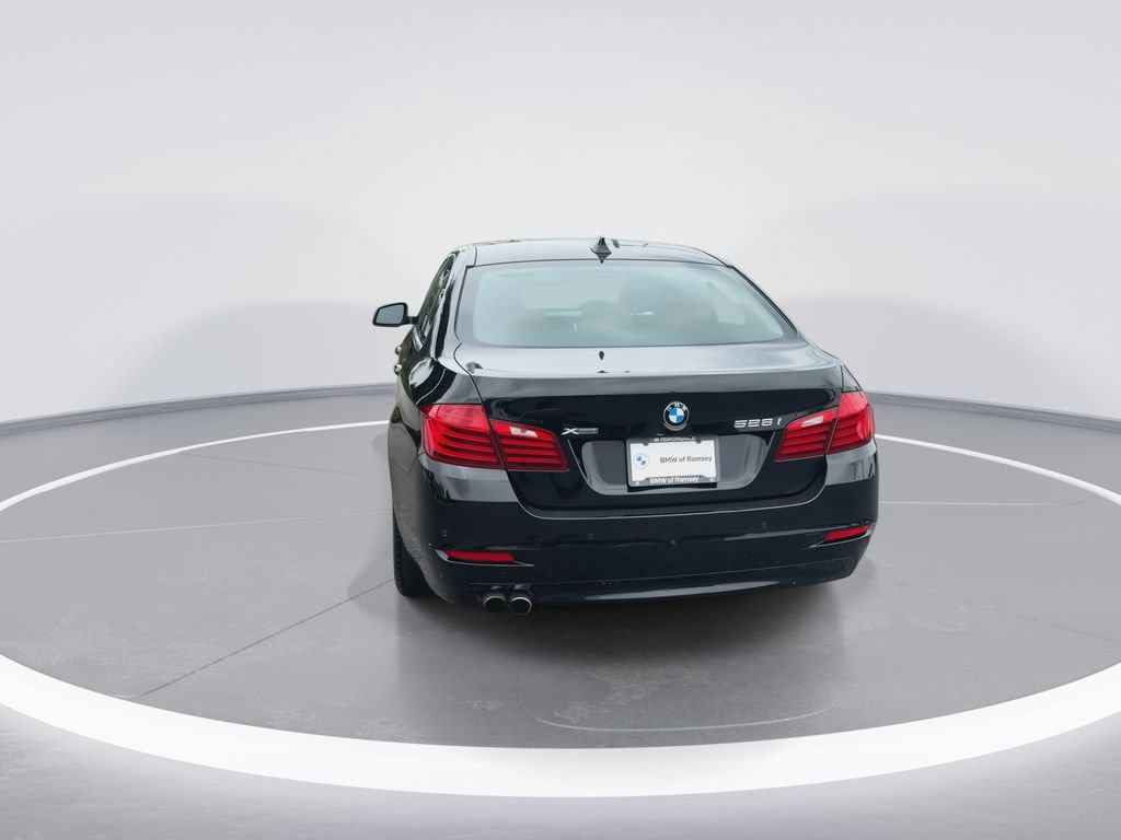 Used 2016 BMW 528i xDrive Sedan AWD/4WD image 7