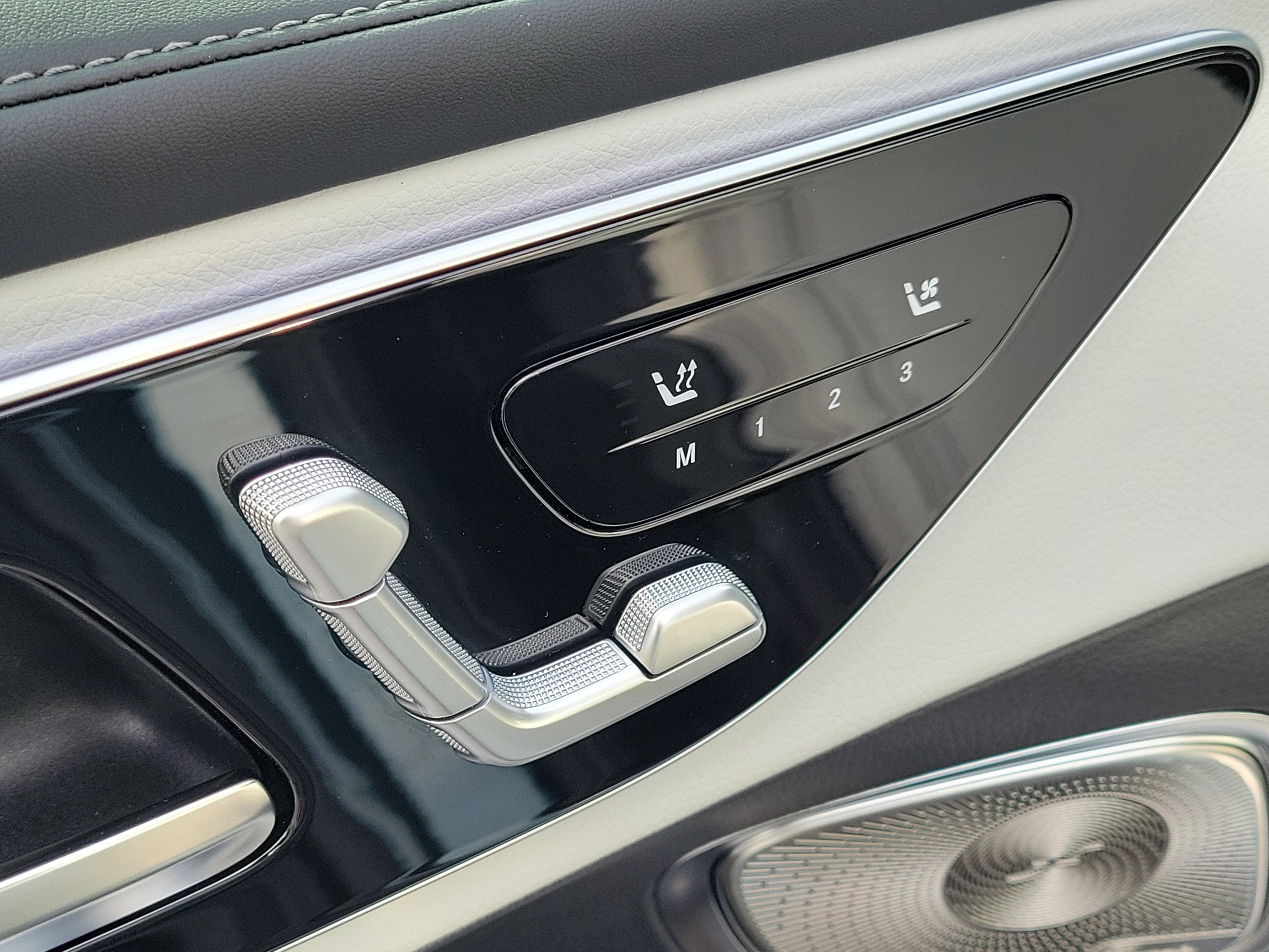 Used 2026 Mercedes-Benz GLC 300 image 19
