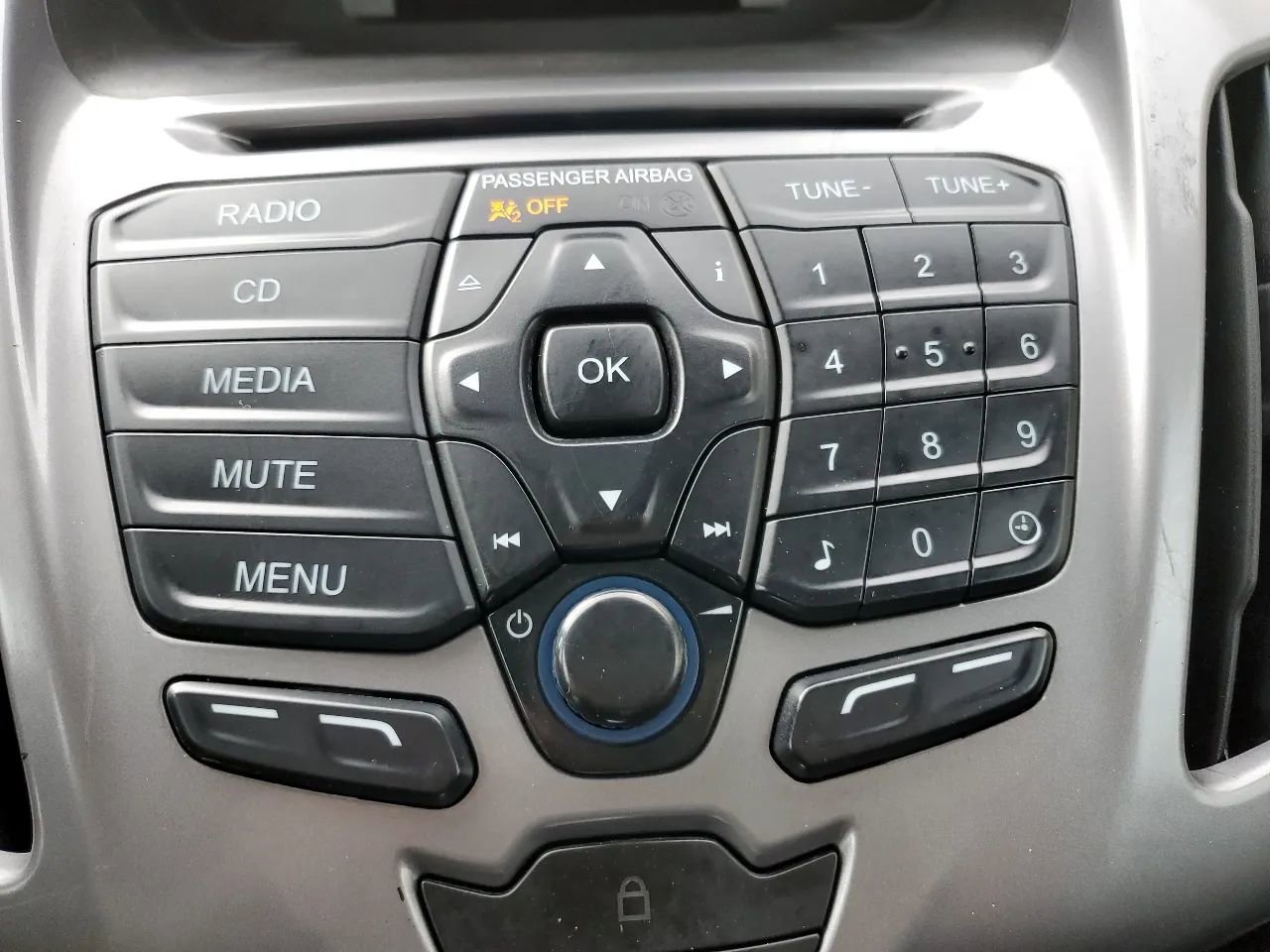 Used 2017 Ford Transit Connect XLT FWD image 25