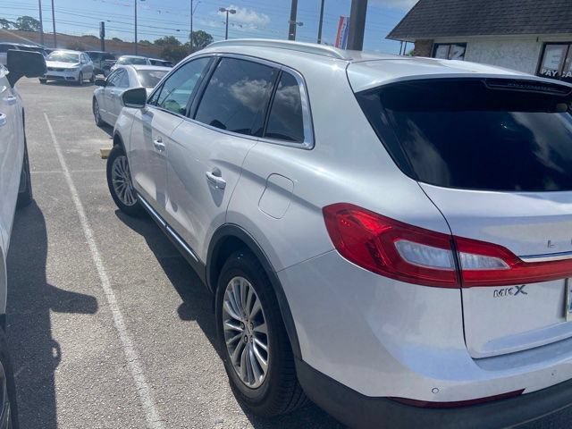 Used 2018 Lincoln MKX Select w/ Select Plus Package FWD video 2