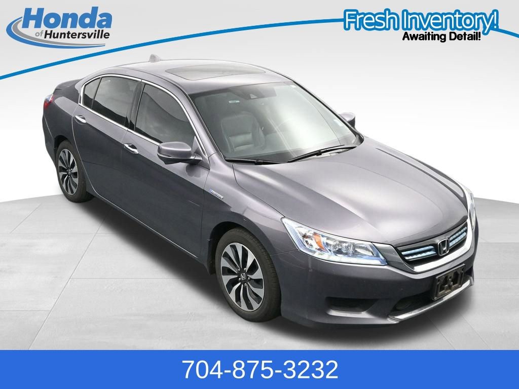 Used 2015 Honda Accord Touring image 14