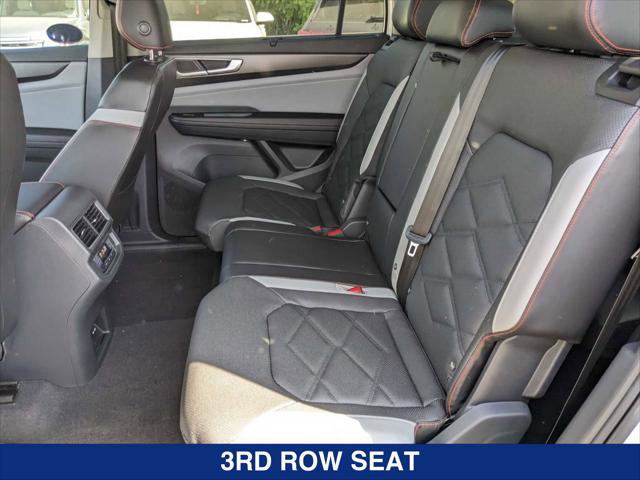 New 2024 Volkswagen Atlas Peak Edition SEL image 12
