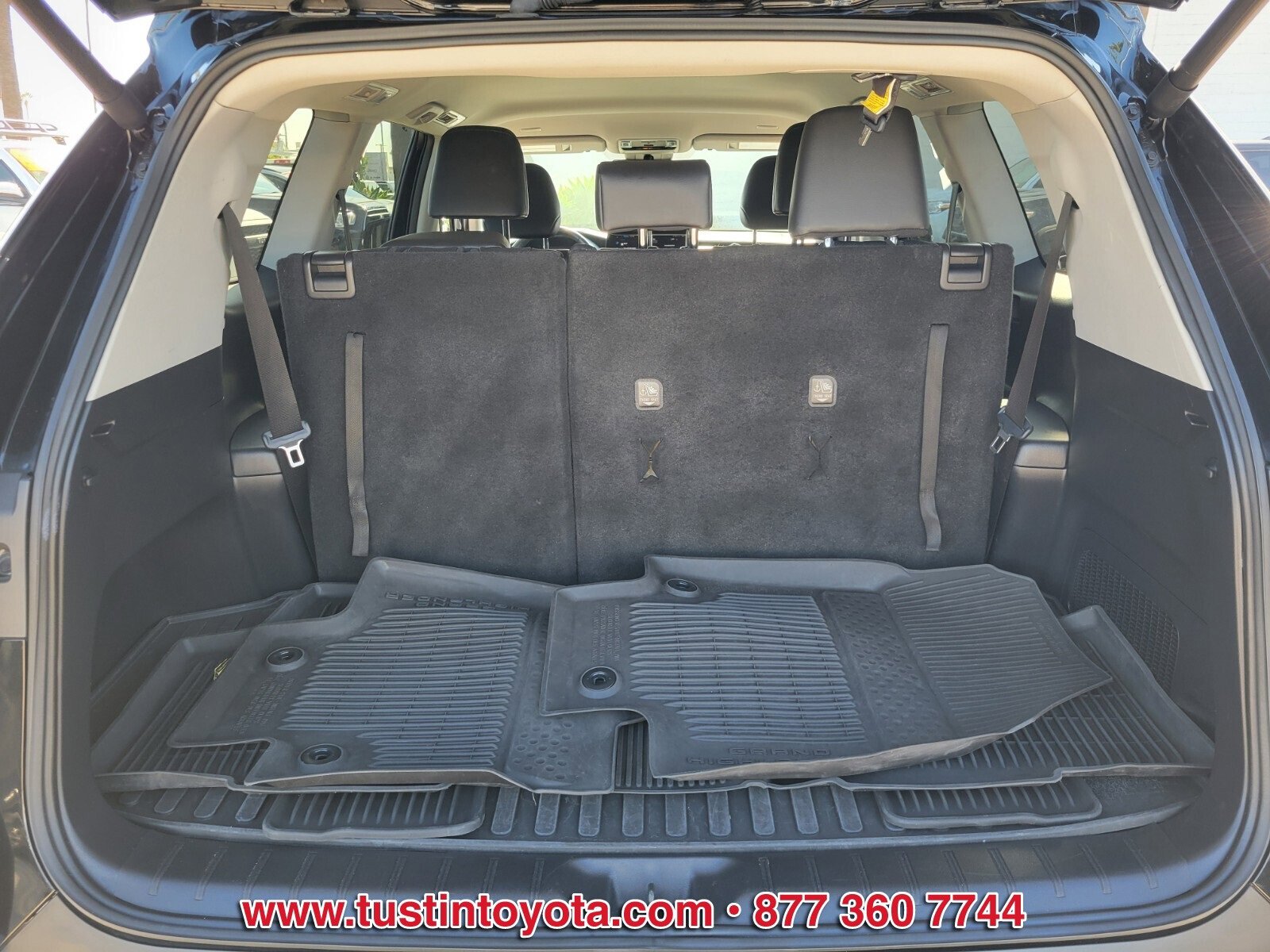 Certified 2024 Toyota Grand Highlander XLE image 14