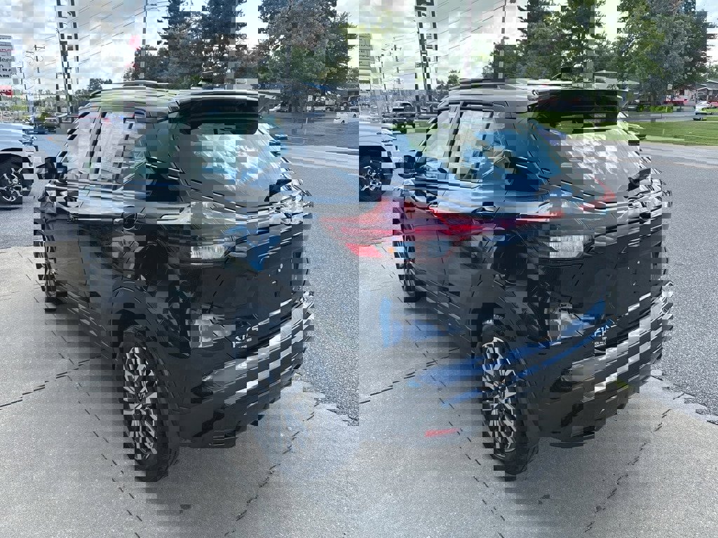 Used 2024 Nissan Kicks SR w/ SR Premium Package image 7