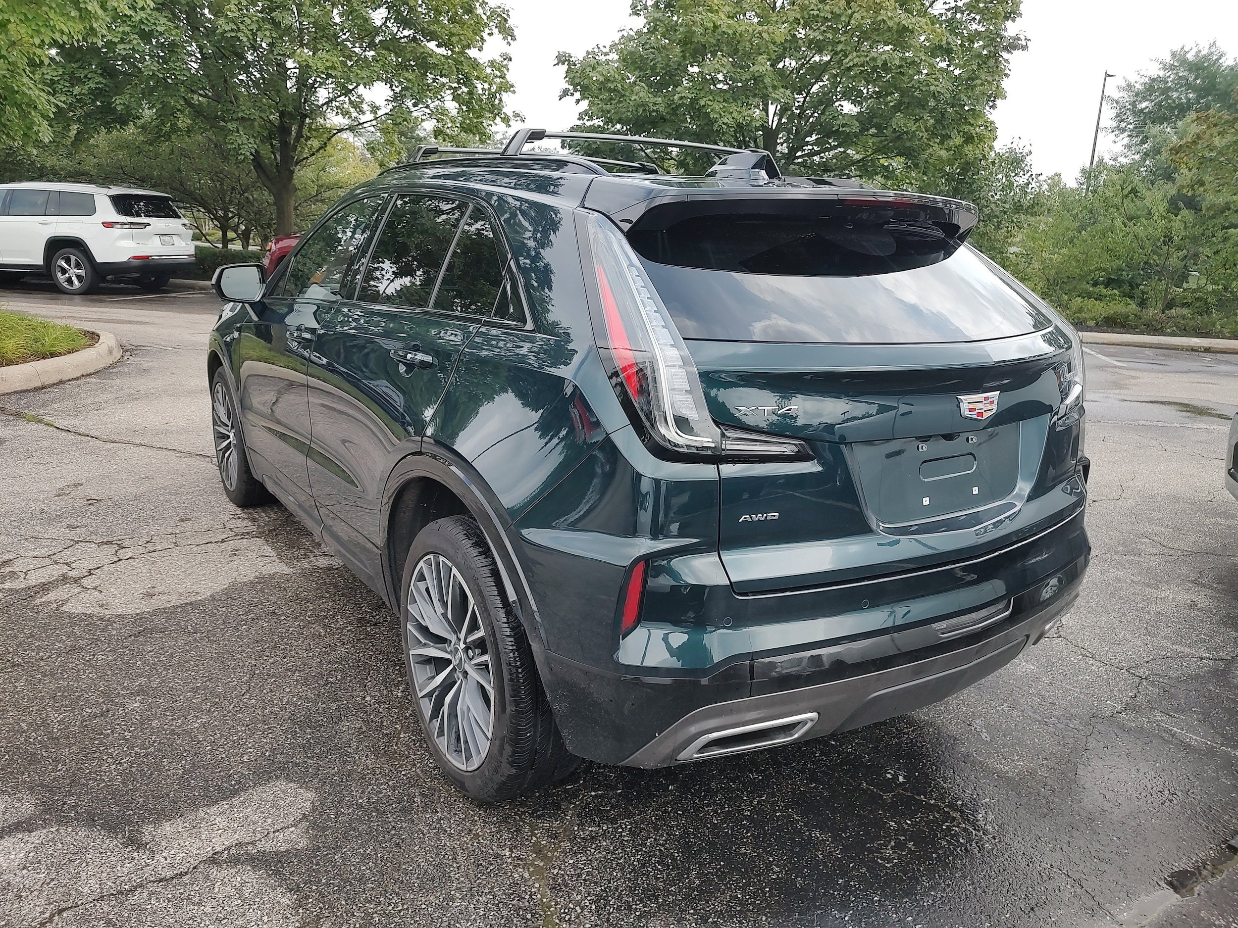 Used 2025 Cadillac XT4 Sport AWD/4WD image 6