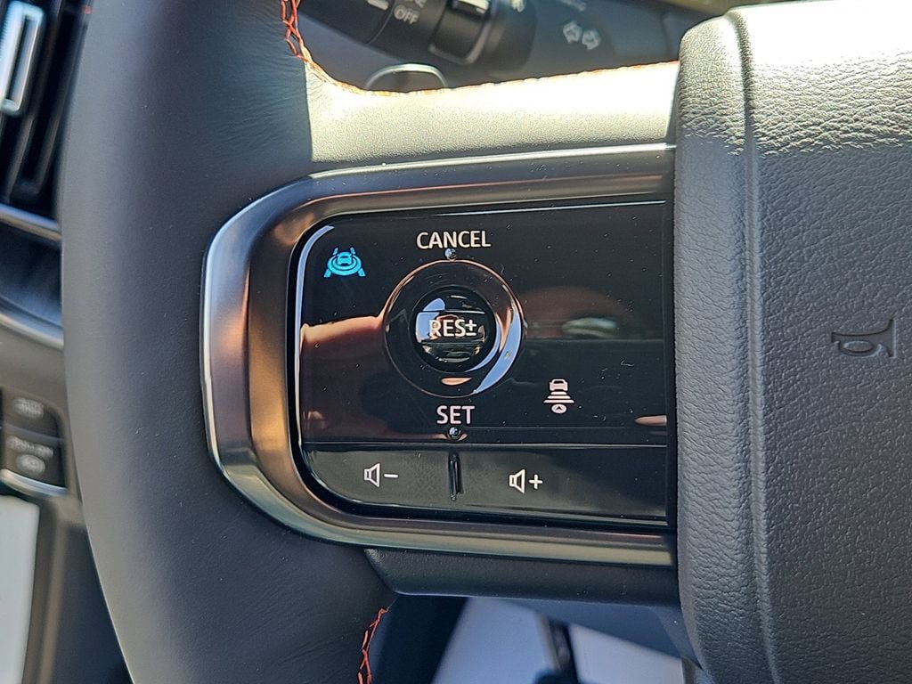 New 2025 Nissan Armada PRO-4X AWD/4WD image 16