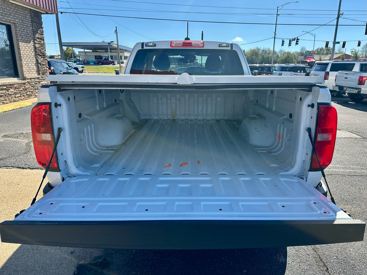 Used 2022 Chevrolet Colorado LT w/ Fleet Safety Package image 7