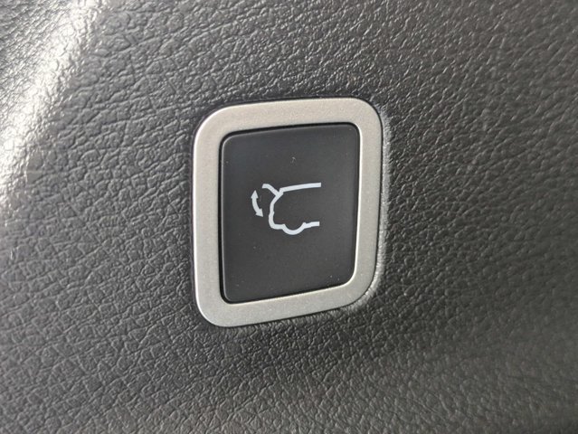 Certified 2026 Chrysler Pacifica Select FWD image 13