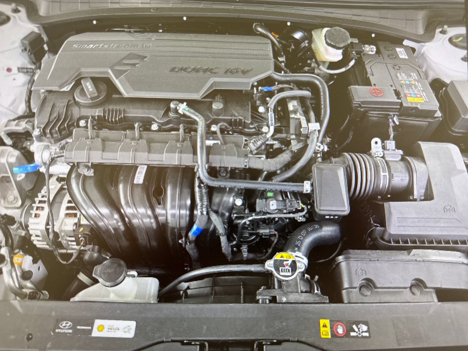 Used 2026 Hyundai Elantra Sport FWD image 5