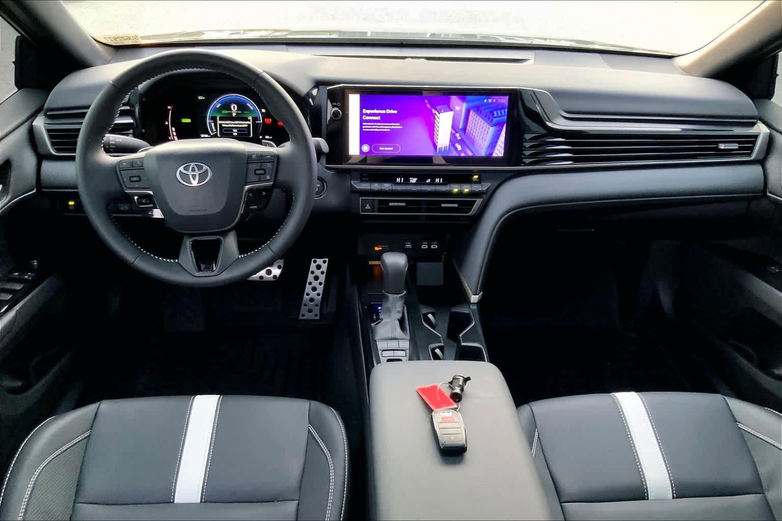 Used 2025 Toyota Camry SE w/ Multimedia Upgrade Package FWD image 15