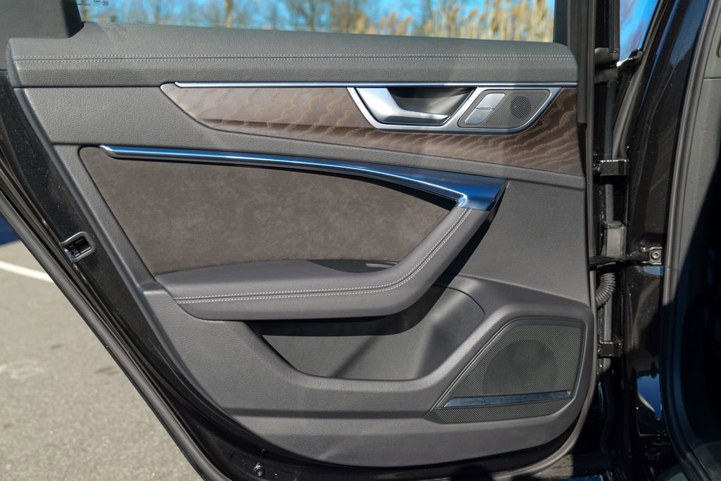 Used 2020 Audi S6 Premium Plus w/ S Sport Package image 23