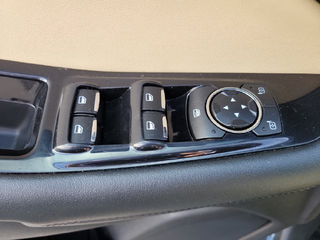 Used 2019 Ford Edge SEL w/ Equipment Group 201A AWD/4WD image 12