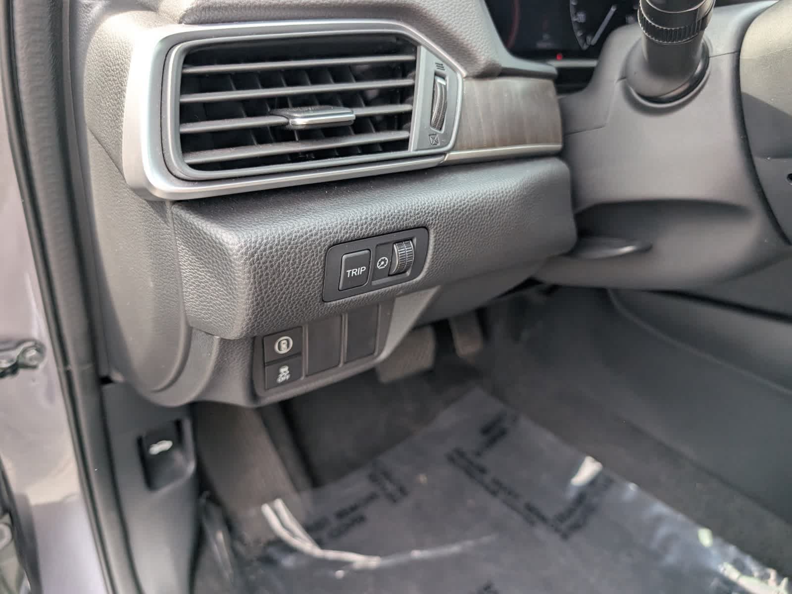 Certified 2018 Honda Accord EX image 22