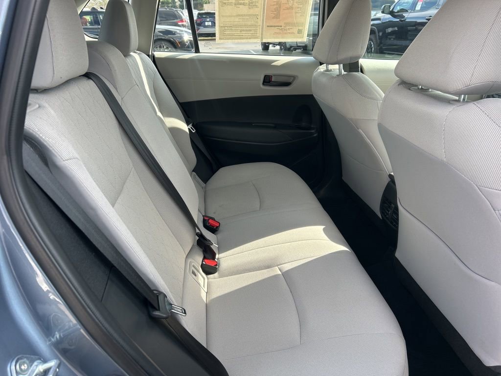 Used 2023 Toyota Corolla Cross L image 17