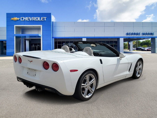Used 2010 Chevrolet Corvette Convertible w/ Preferred Equipment Group RWD image 4