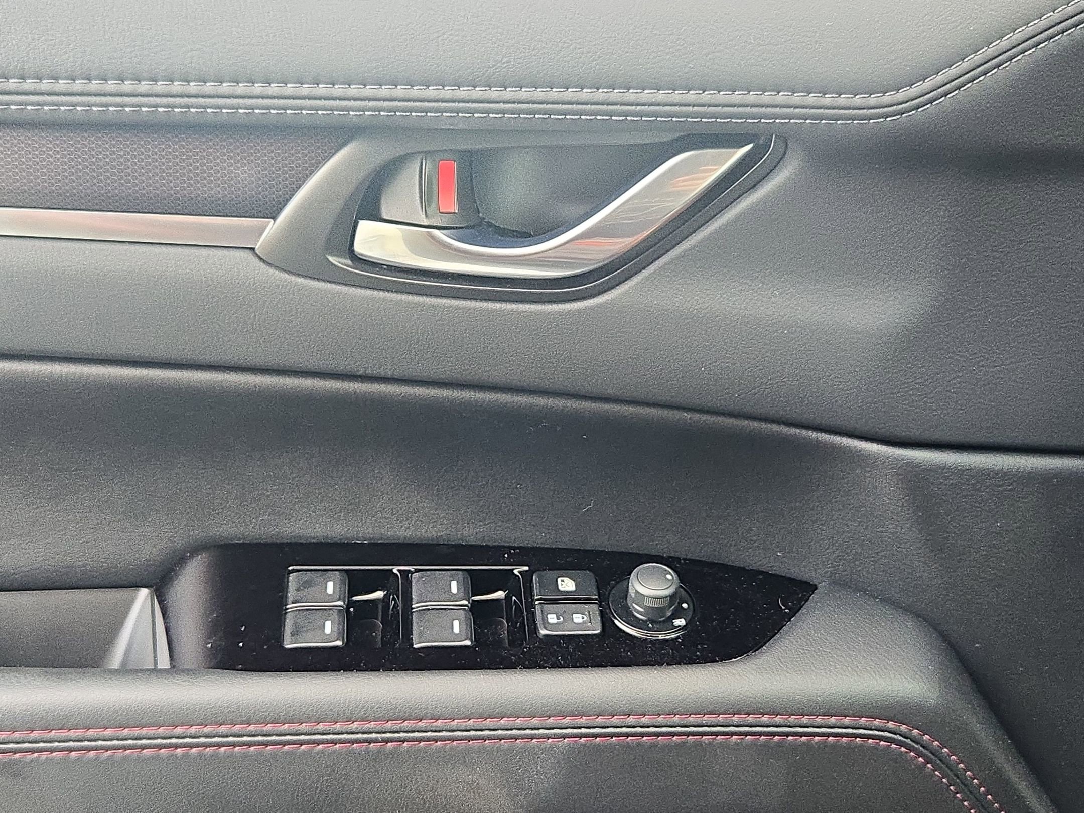 Used 2025 MAZDA CX-5 Carbon Edition image 7