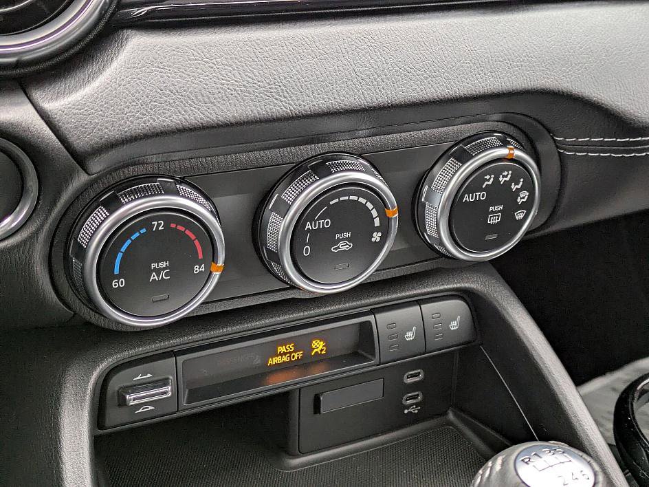 New 2025 MAZDA MX-5 Miata RF Grand Touring image 22