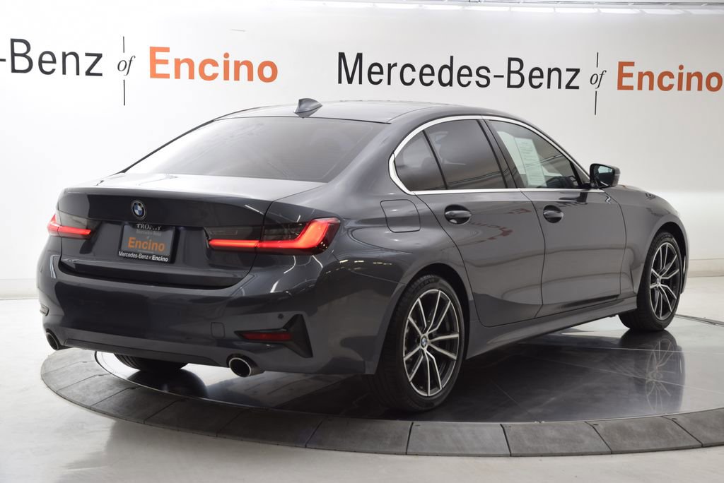 Used 2021 BMW 330i Sedan w/ Driving Assistance Package image 6