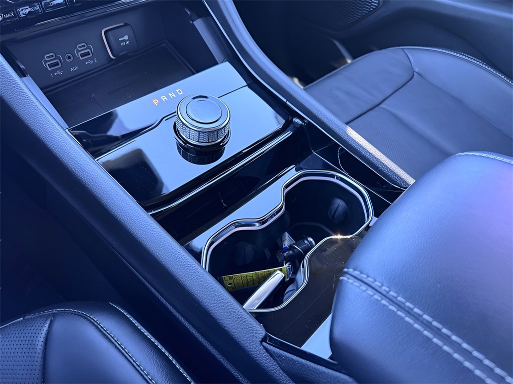 Used 2023 Jeep Grand Cherokee L Limited w/ Luxury Tech Group II image 33