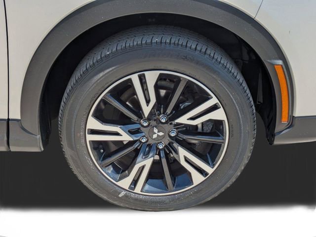 Used 2024 Mitsubishi Eclipse Cross SE AWD/4WD image 11